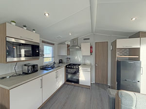 Kitchen- click for photo gallery